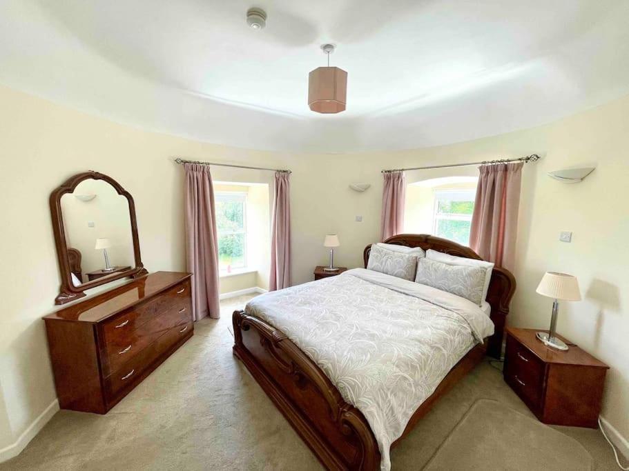 Beautiful Farmhouse An Hour'S Drive From Four Irish Cities Clonmel Eksteriør bilde